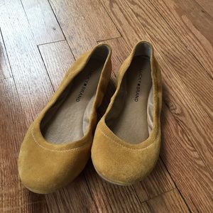 Mustard Lucky Brand Emmie flats EUC